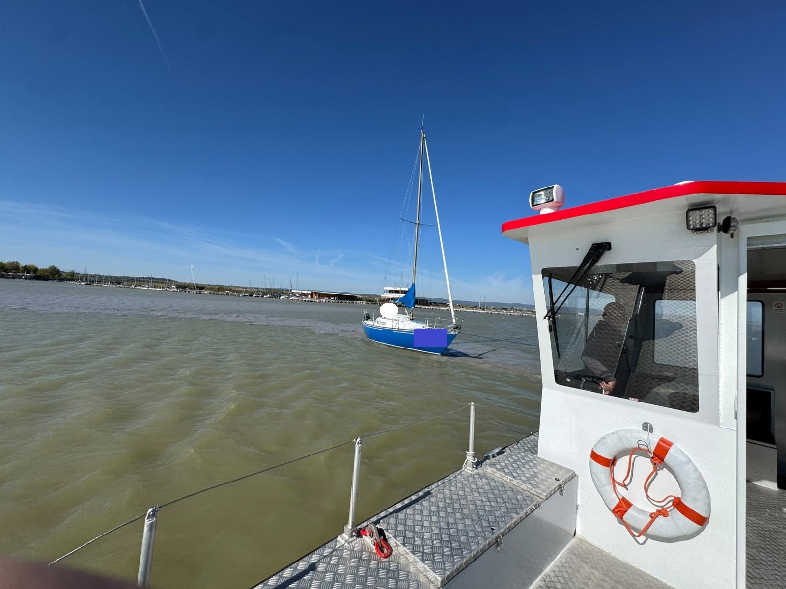 Bootsbergung in der Ruster Bucht